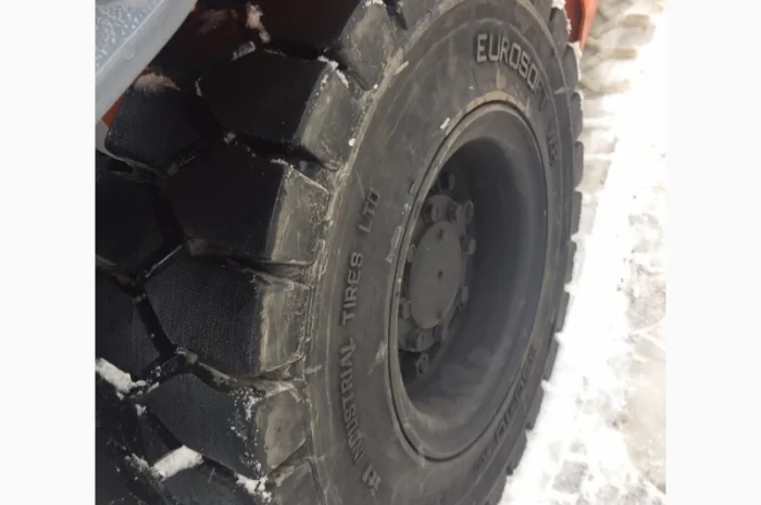 Вилочный погрузчик Toyota 08FG15- фото № 11