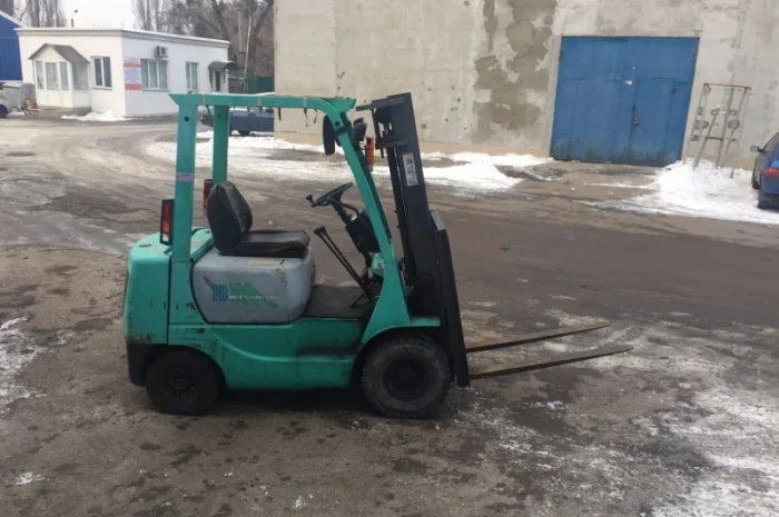 Вилочный погрузчик Mitsubishi FG18- фото № 4