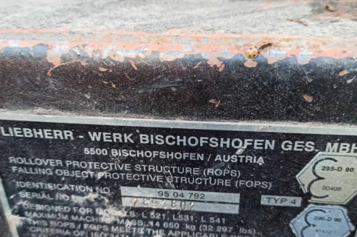 Продамо навантажувач LIBHERR L541- фото № 9