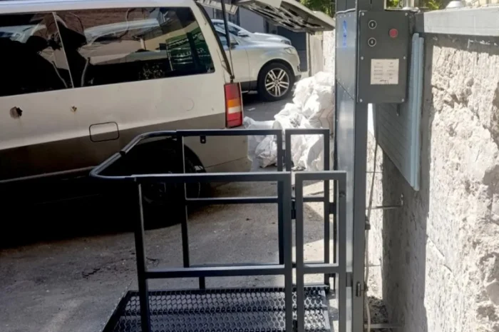 Вертикальний підйомник для інвалідів- фото № 1