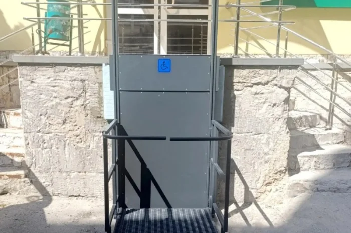 Вертикальний підйомник для інвалідів- фото № 4