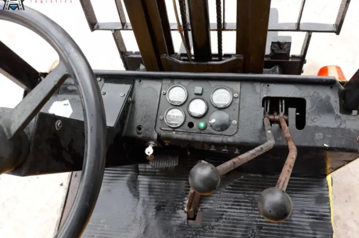 Навантажувач вилковий YALE GLP032UAV094- фото № 8