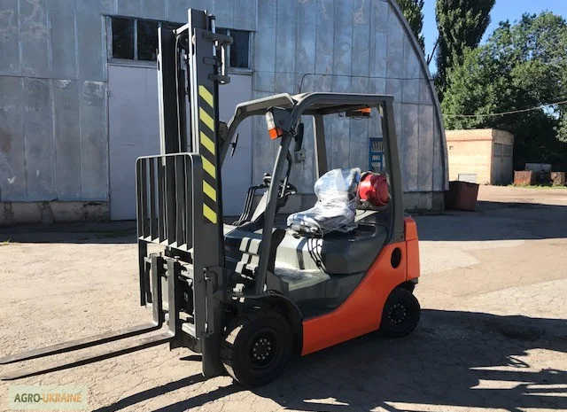 Погрузчик телескопический TOYOTA 02-8FGF15- фото № 1