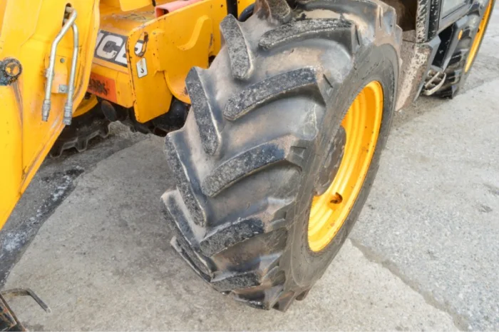 Телескопический погрузчик JCB 531-70 2013г.в- фото № 10