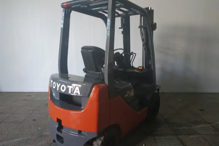 Дизельный погрузчик бу Toyota, 1.5т. (Тойота)- фото № 1