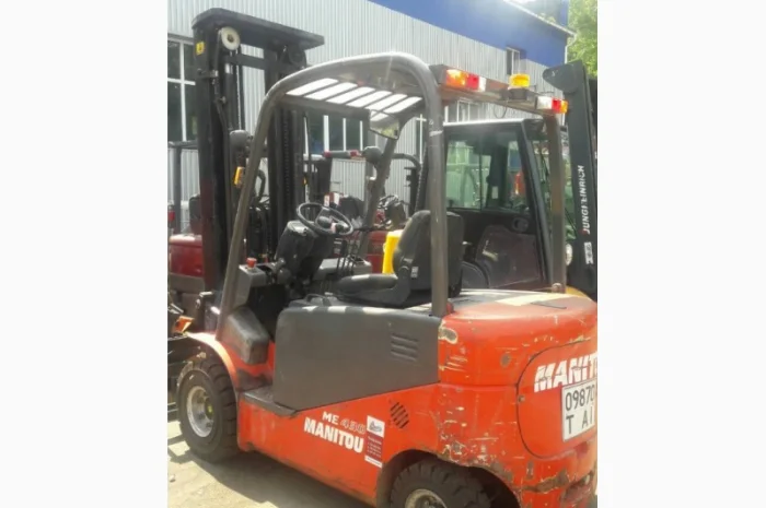 Погрузчик вилочный Manitou ME430, 3т., 6м. подъем, свободный ход, каретка- фото № 3