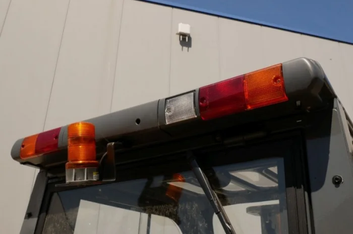 Вилочный погрузчик 2.5т., газовый погрузчик Toyota 42-7FGF25, вагонник, кабина- фото № 8