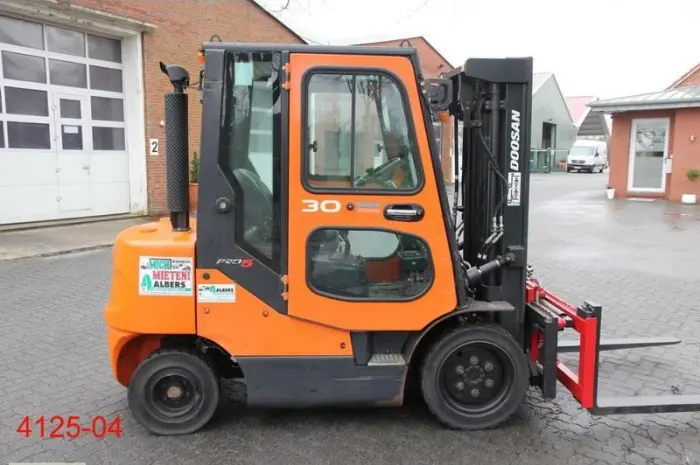 Погрузчик вилочный дизельный Doosan D 30 S 5, 2014 года, 3 т., 4490 м/ч- фото № 6