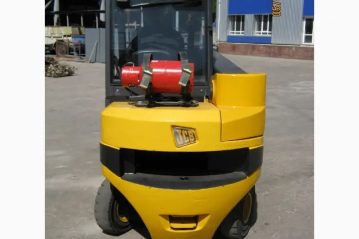 Погрузчик JCB TLT30G, 2000 г., 3800 м/ч, 3т., 4 метра высота подъема, газ- фото № 9