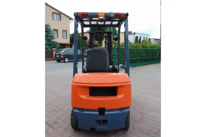 Дизельный погрузчик бу Toyota 02-7FDF15, 2005 г- фото № 4