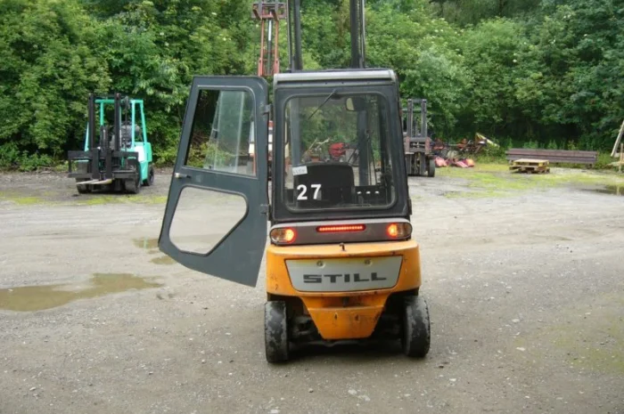 Электропогрузчик Still R20 - 16, 5.5м.подъем, вагонник, 2004 года, свободный ход, каретка- фото № 4