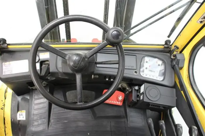 Погрузчик вилочный Hyster H4.50XM, газ, кабина, 4.5т., 2006 г., 1706 м/ч, 4150 мм подъем- фото № 2