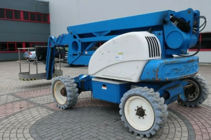 Коленчатый подъемник Niftylift HR21DE, дизель+электро, 2007г., 20.8м.рабочая высота- фото № 4