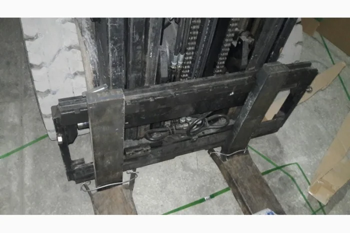 Вилочный погрузчик ТСМ FG25, вагонник, 2010 года- фото № 4