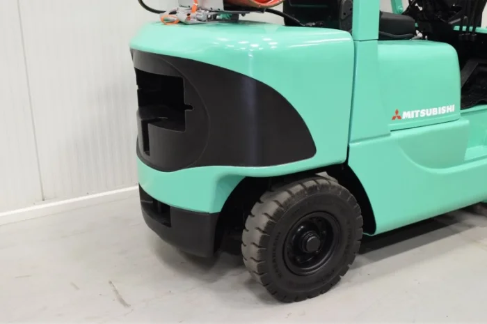 Газовый погрузчик Mitsubishi FG25K, 2002 г., 4240 м/ч, 4м.высота подъема, каретка- фото № 6