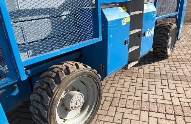 Ножничный подъемник GENIE GS5390RT, как Haulotte H18, 18 метров рабочая высота, 2014 года- фото № 5