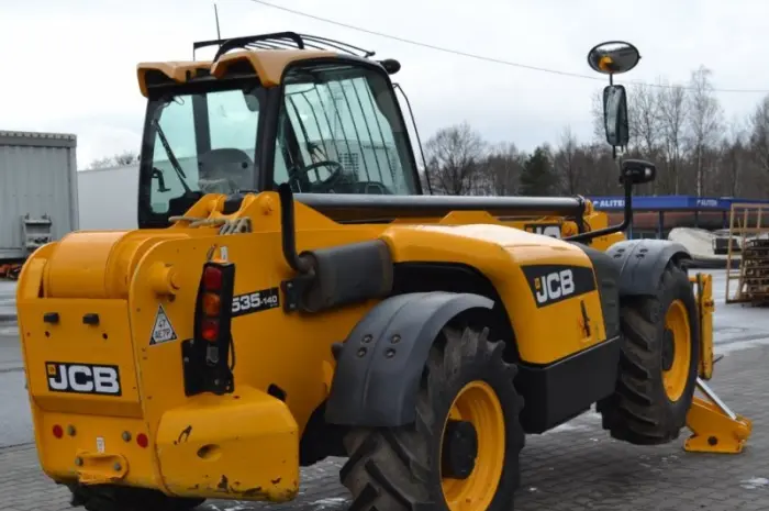 Телескопический погрузчик JCB535-140, 2011г- фото № 3