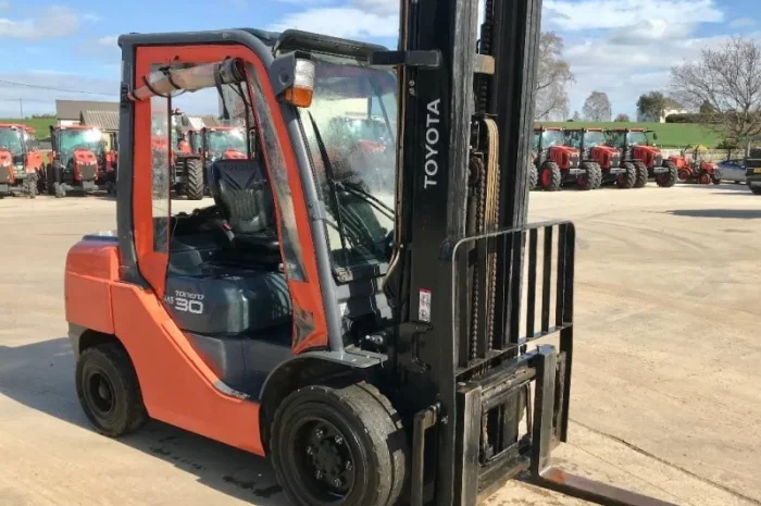 Дизельный погрузчик 3т., TOYOTA 8FDF30, 3т., 2014г., 3905 м/ч! 6 метров подъем- фото № 7