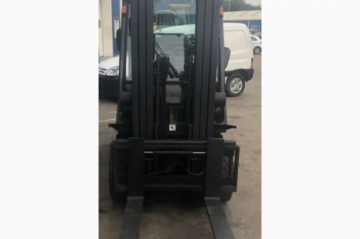 Газовый погрузчик Nissan FG25, 2007 года, 2500 кг, 5076 м/ч- фото № 3