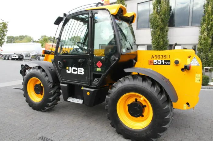 Телескопический погрузчик JCB531-70, 2012г., 2700 м/ч- фото № 2