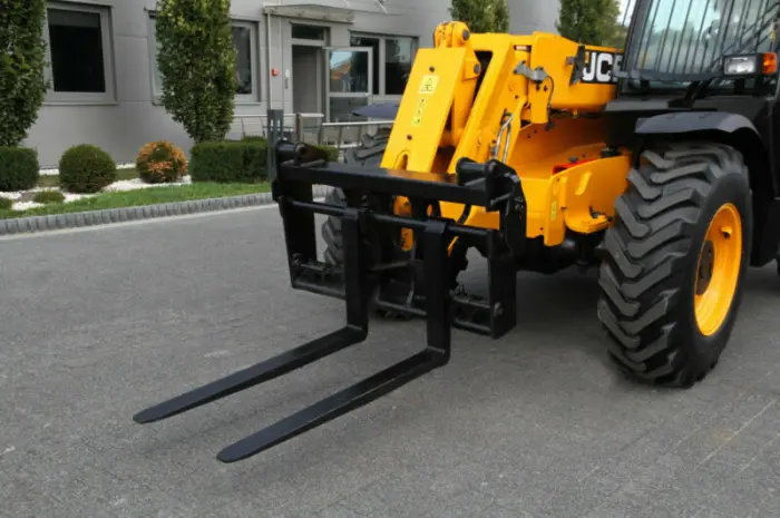 Телескопический погрузчик JCB531-70, 2012г., 2700 м/ч- фото № 5