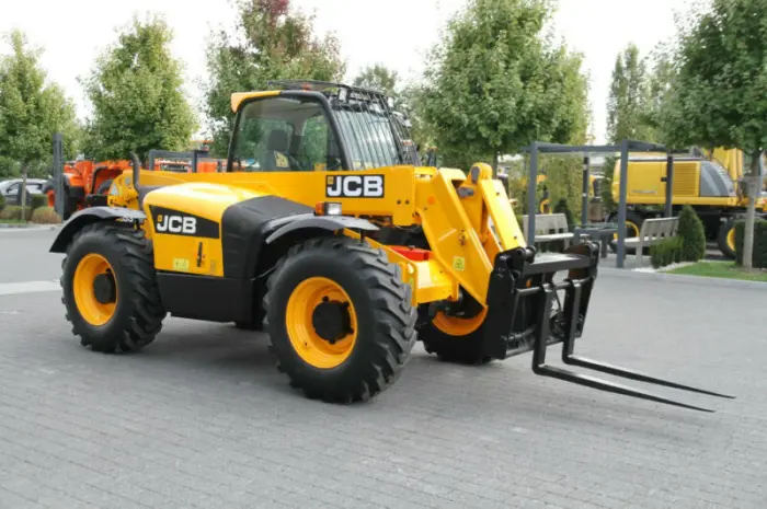 Телескопический погрузчик JCB531-70, 2012г., 2700 м/ч- фото № 6
