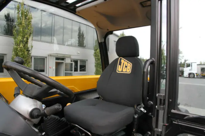 Телескопический погрузчик JCB531-70, 2012г., 2700 м/ч- фото № 7