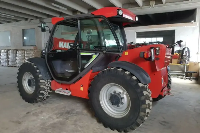 Телескопический погрузчик Manitou МТ735, 2017г., 2700 м/ч- фото № 1