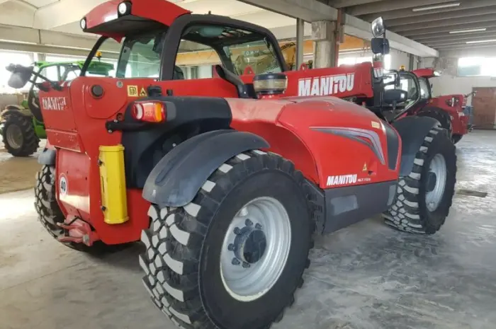 Телескопический погрузчик Manitou МТ735, 2017г., 2700 м/ч- фото № 8