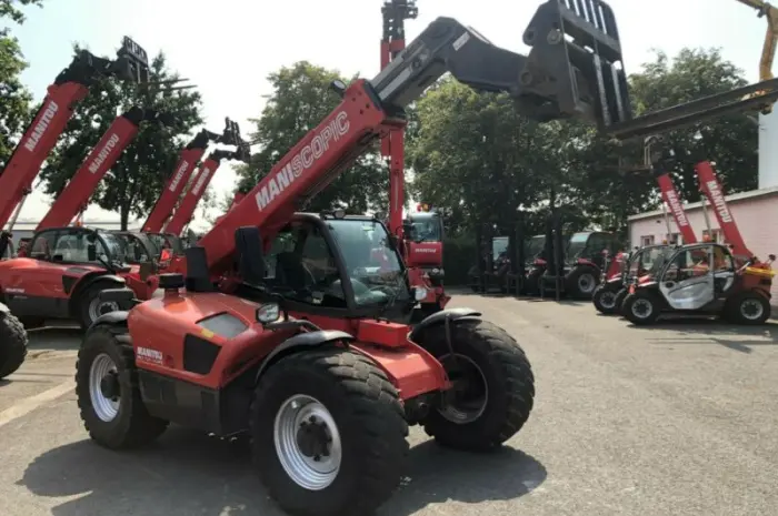 Телескопический погрузчик Manitou MLT735-120LSU, 2013 года! Agri- фото № 3
