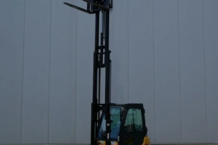 Вилочный погрузчик 1.5т., газ, CAT Lift Trucks GP15N, 2012г., 3000 м/ч- фото № 9