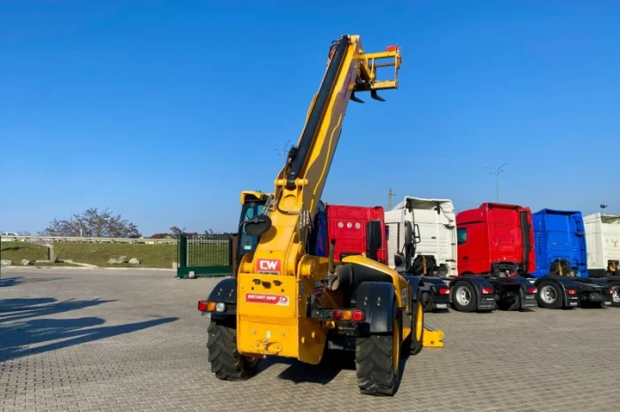 Телескопічний навантажувач JCB 535-125 - 2018 рік- фото № 15