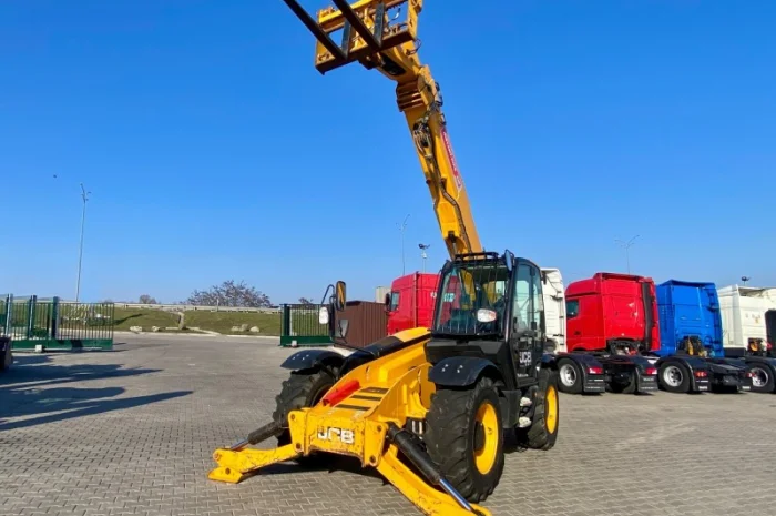 Телескопічний навантажувач JCB 535-125 - 2018 рік- фото № 13