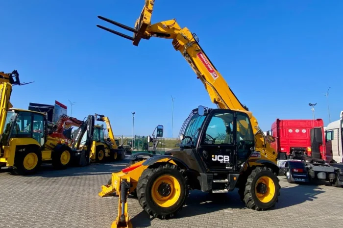 Телескопічний навантажувач JCB 535-125 - 2018 рік- фото № 12