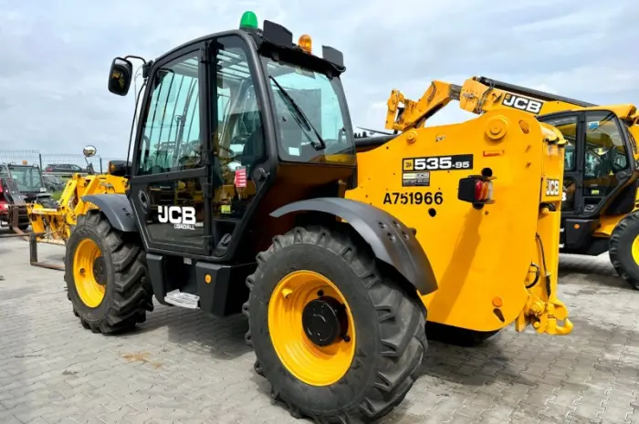 Телескопічний навантажувач JCB 535-95 - 2016 рік- фото № 12