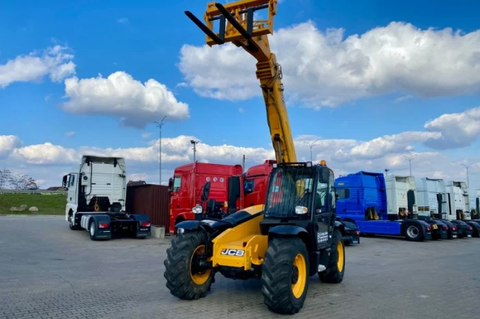 Телескопічний навантажувач JCB 535-95 2014 року- фото № 1