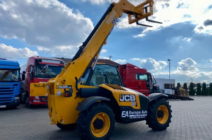 Телескопічний навантажувач JCB 535-95 2014 року- фото № 15
