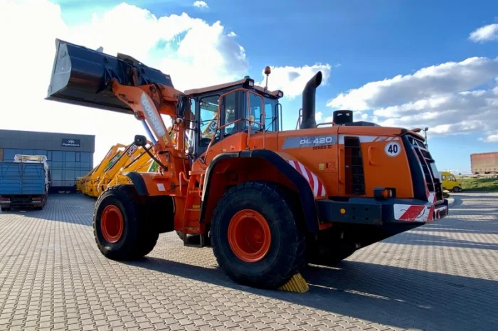 Doosan DL 420-3 - 2013 рік- фото № 11