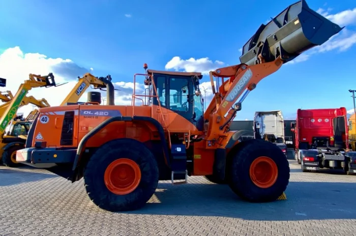 Doosan DL 420-3 - 2013 рік- фото № 15