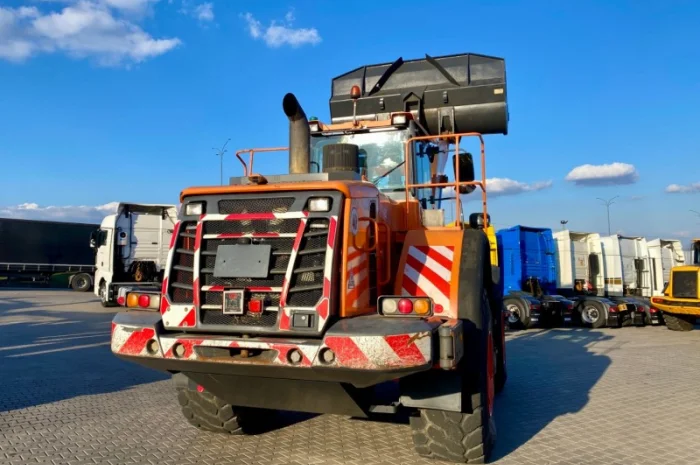 Doosan DL 420-3 - 2013 рік- фото № 13