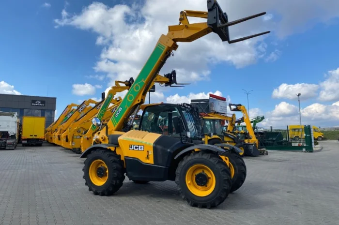 Телескопічний навантажувач JCB 531-70- фото № 4