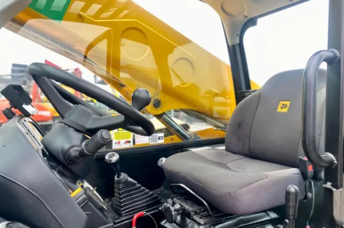 Телескопічний навантажувач JCB 531-70 - Готовий до Роботи- фото № 8