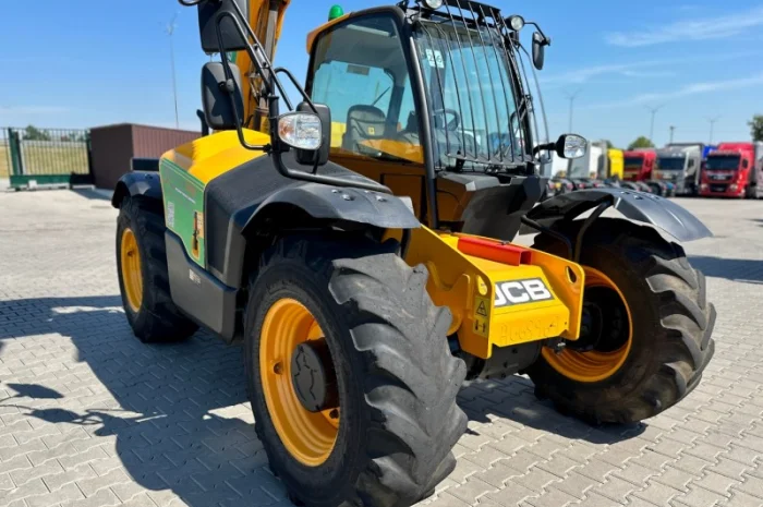 JCB 531-70 - 2015 рік- фото № 2