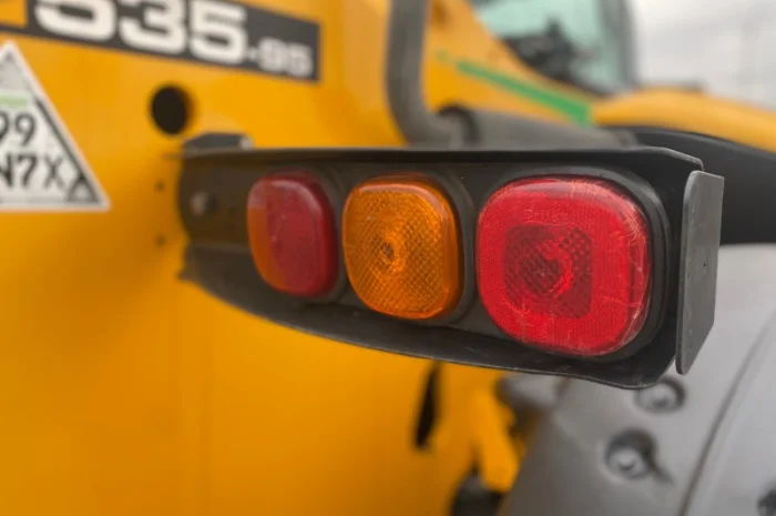 Телескопічний навантажувач JCB 535-95 2016 року- фото № 8