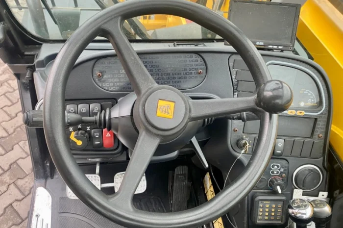 Телескопічний навантажувач JCB 535-95 2016 року- фото № 12