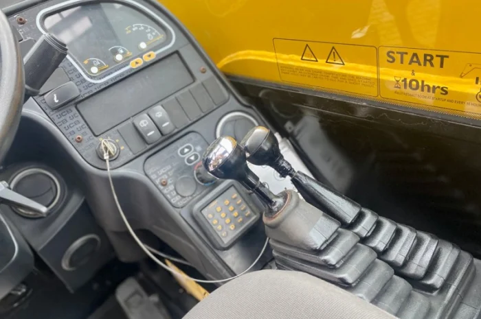 Телескопічний навантажувач JCB 535-95 2016 року- фото № 13