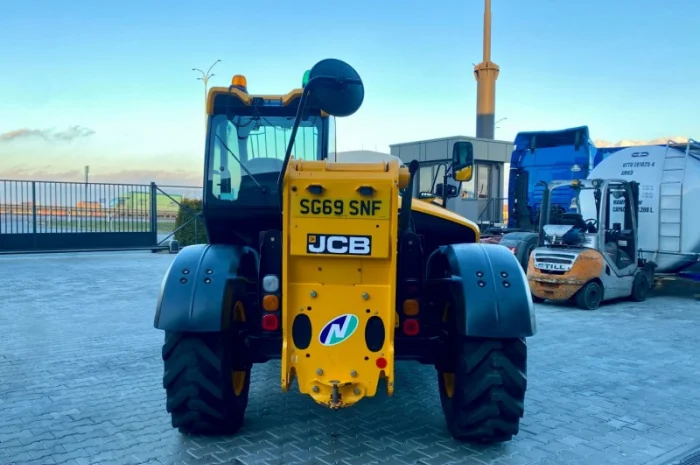 Телескопічний навантажувач JCB 533-105 - 2019 рік- фото № 13