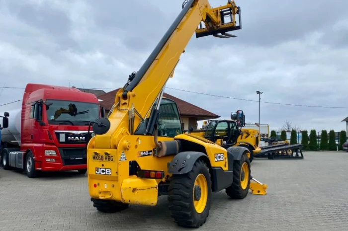 Телескопічний навантажувач JCB 540-140 - 2017 рік- фото № 14