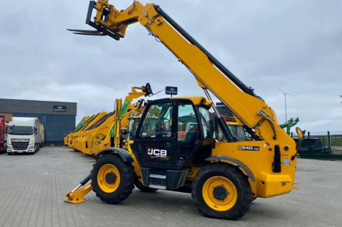 Телескопічний навантажувач JCB 540-140 - 2017 рік- фото № 2