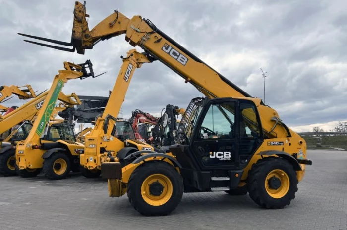 Телескопічний навантажувач JCB 540-140 - 2017 рік- фото № 11